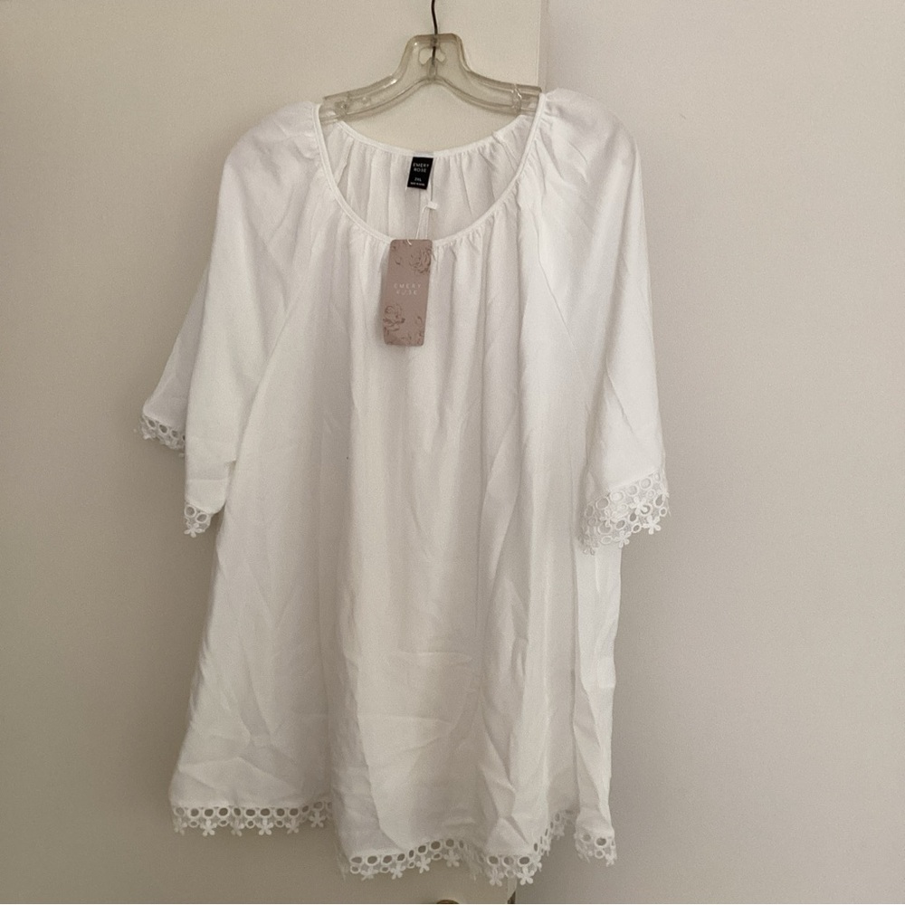 Women’s White Blouse Sz. 2X (New)